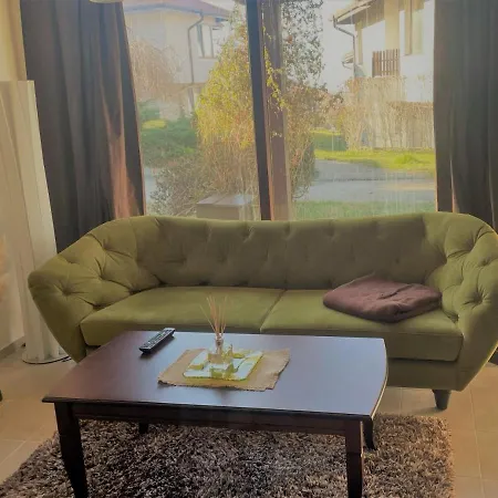 Rada, Bay View Apartament Koszarica