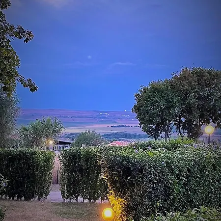 Rada, Bay View Kosharitsa
