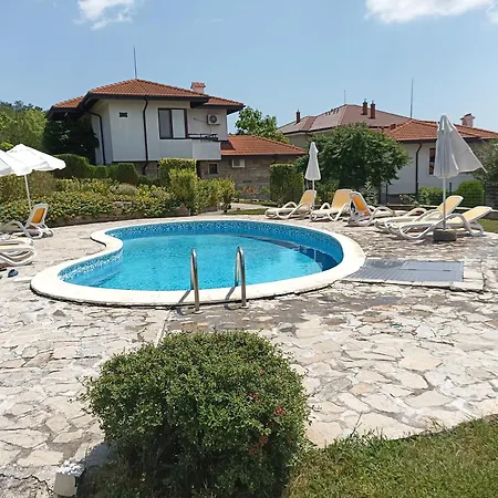 Rada, Bay View Apartment Kosharitsa